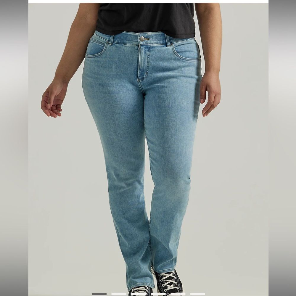 NWT Lee Women's Denim Jeans Mid Rise Straight Stretch 20 Petite